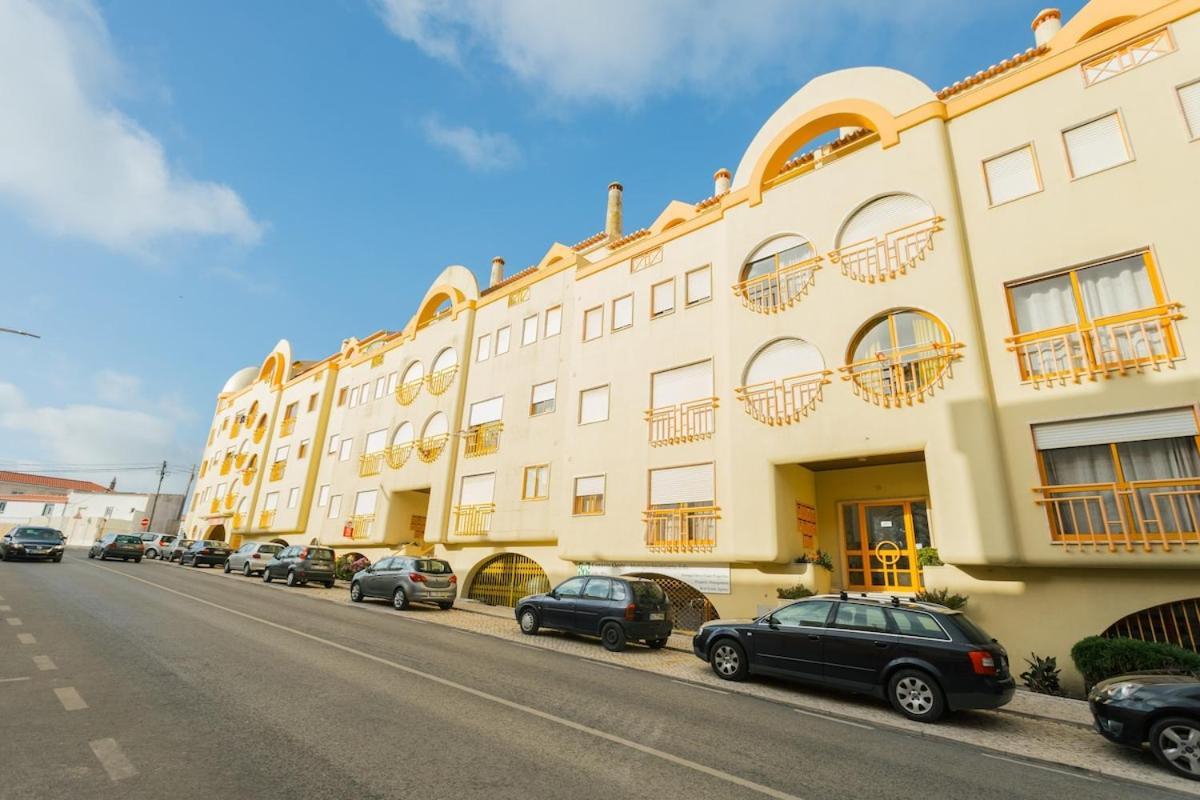 Best Houses 14: Close To The Beach Apartment Peniche Kültér fotó